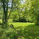 Le Jardin Chuchotant Сasa de vacaciones