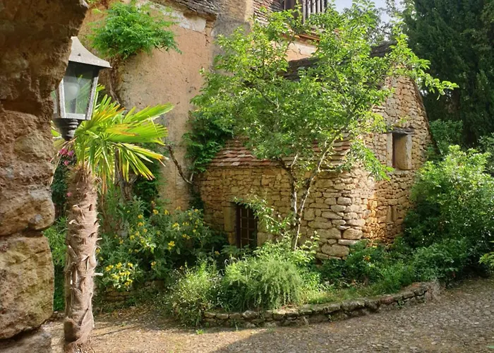 Le Jardin Chuchotant 펜션 Pereyrols